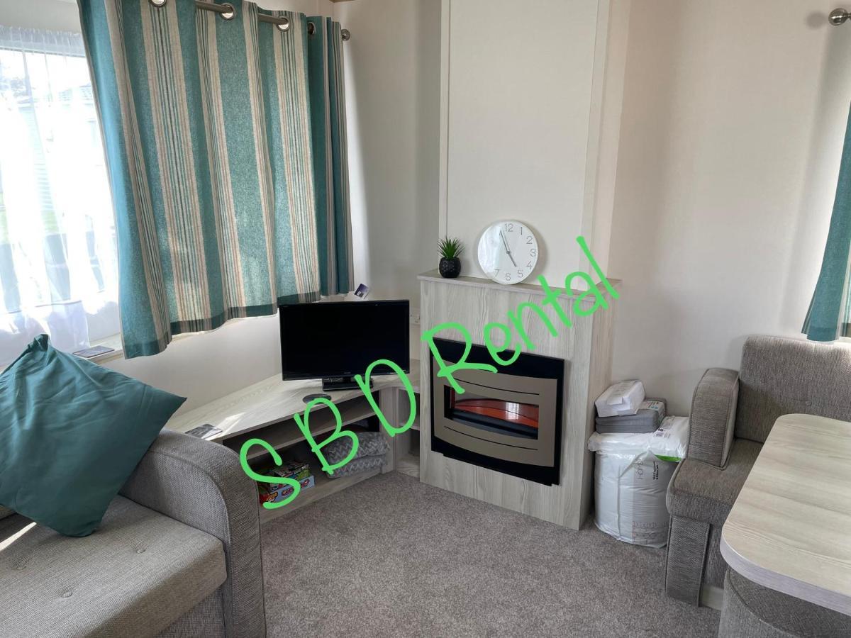 Summer Breeze Deluxe Caravan Rental Saint Osyth Εξωτερικό φωτογραφία
