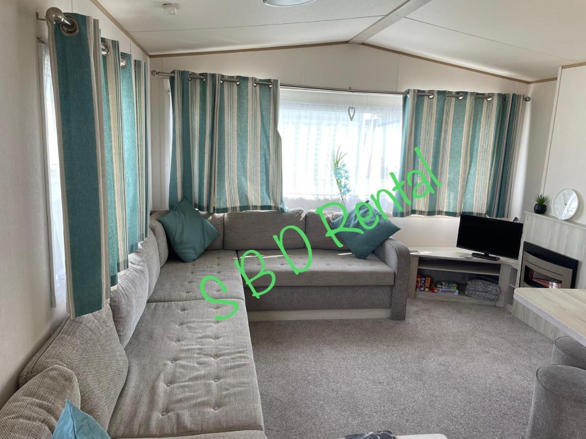 Summer Breeze Deluxe Caravan Rental Saint Osyth Εξωτερικό φωτογραφία