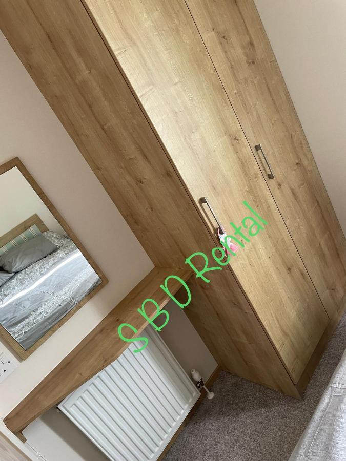 Summer Breeze Deluxe Caravan Rental Saint Osyth Εξωτερικό φωτογραφία