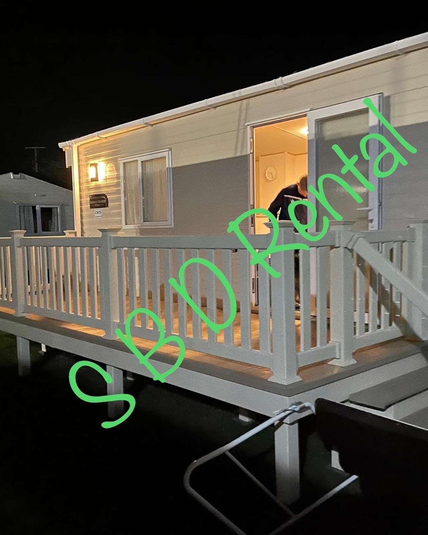 Summer Breeze Deluxe Caravan Rental Saint Osyth Εξωτερικό φωτογραφία